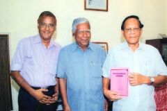 Governor Bihar with Tips for English Grammar - Written by KK Gupta.